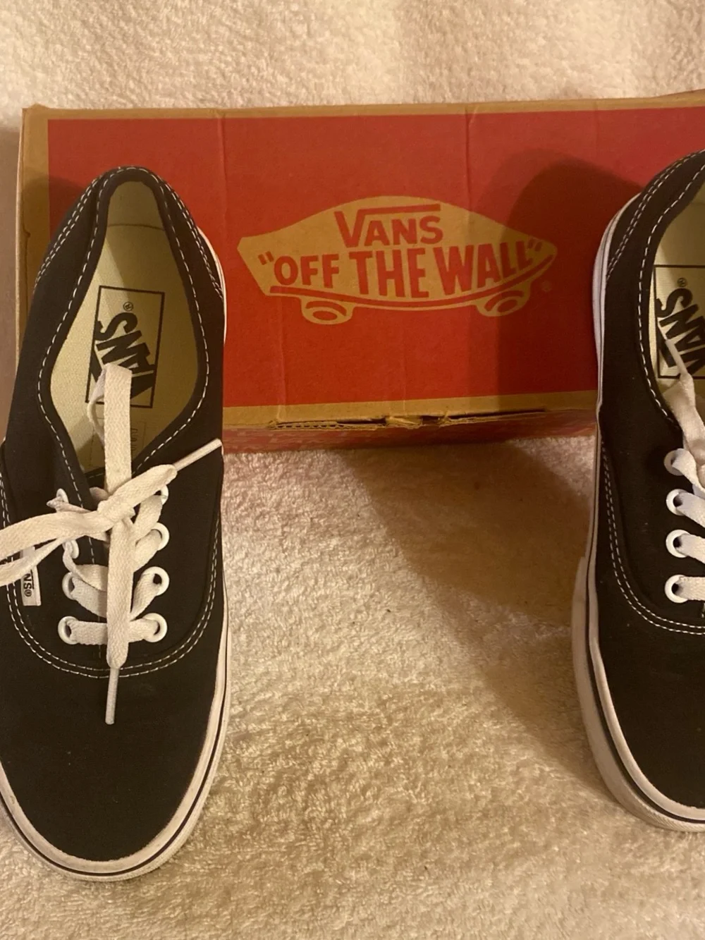 Vans Black and White Authentic Low-Top Sneakers - Men's 5.5 and Women’s 7.